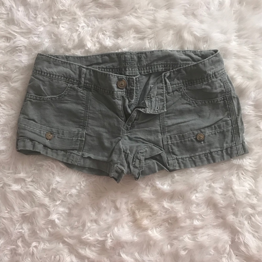 American Eagle Size 2 shorts